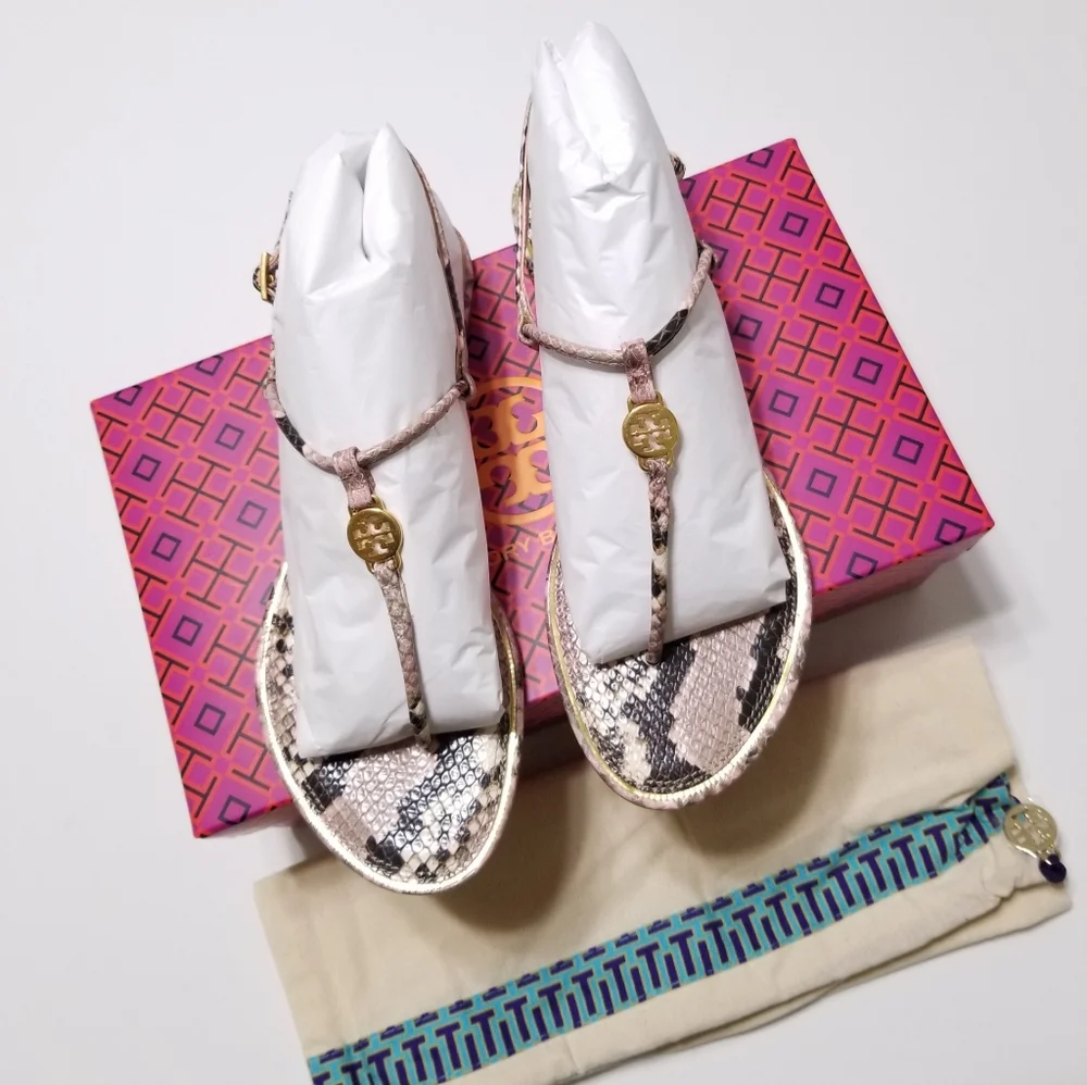 NIB Tory Burch Emmy Snake Printed‎ Leather T-Strap Flat Sandal in Misty Rose